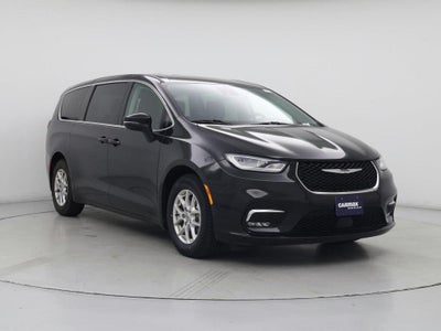 Photo of a 2023 Chrysler Pacifica Touring L 4DR Mini-Van for sale