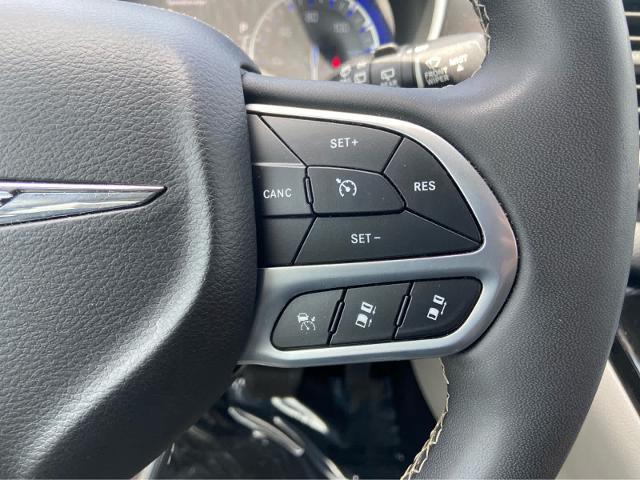 2024 Chrysler Pacifica - $25,755