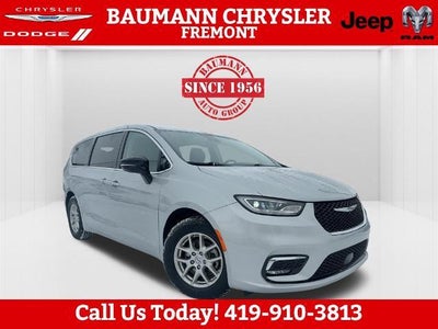 2024 Chrysler Pacifica Touring L 4DR Mini-Van