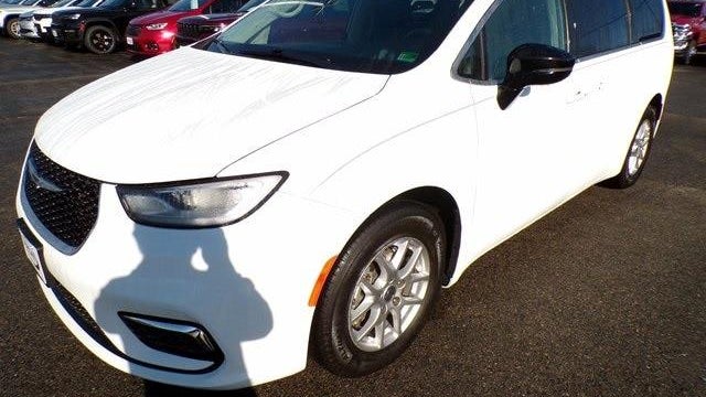 Preowned 2024 Chrysler Pacifica Touring L for Sale