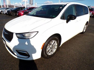 Photo of a 2024 Chrysler Pacifica Touring L 4DR Mini-Van for sale