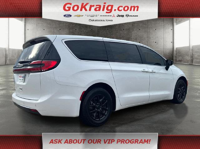 2024 Chrysler Pacifica - $24,273