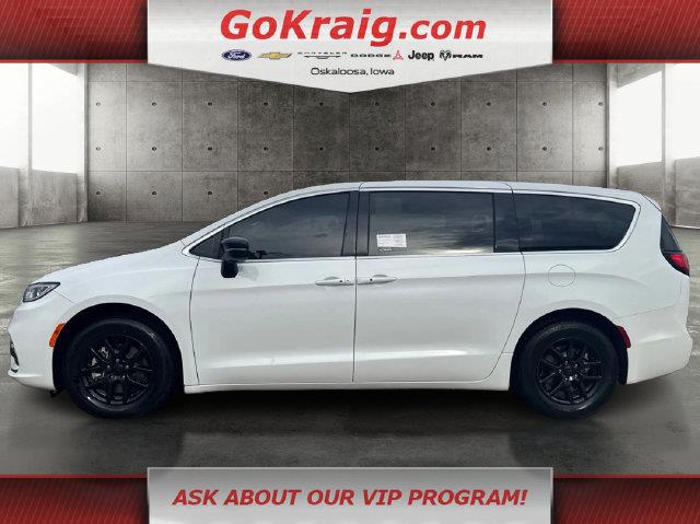2024 Chrysler Pacifica - $24,273