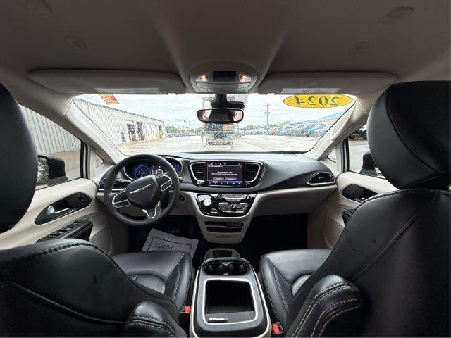 2024 Chrysler Pacifica - $24,273