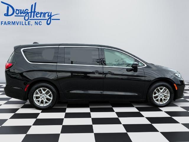 2024 Chrysler Pacifica - $22,573