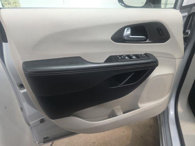 2024 Chrysler Pacifica - $24,197