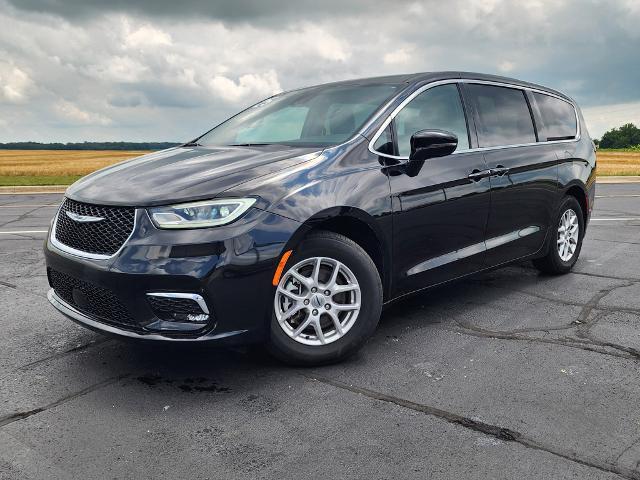 2025 Chrysler Pacifica - $29,246