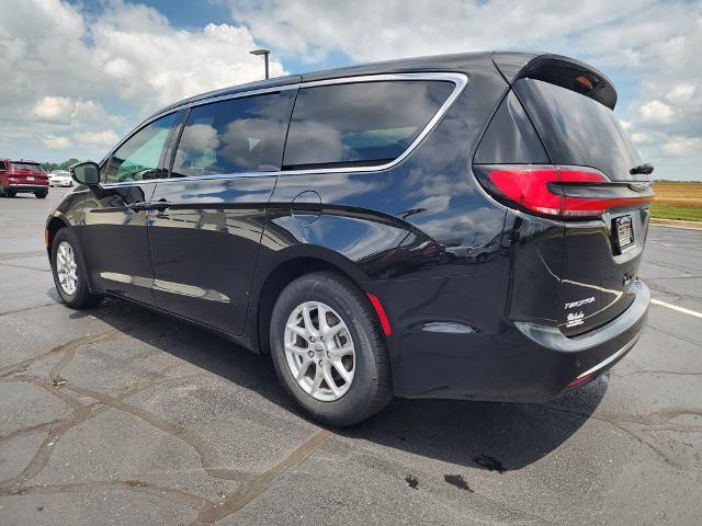 2025 Chrysler Pacifica - $29,246