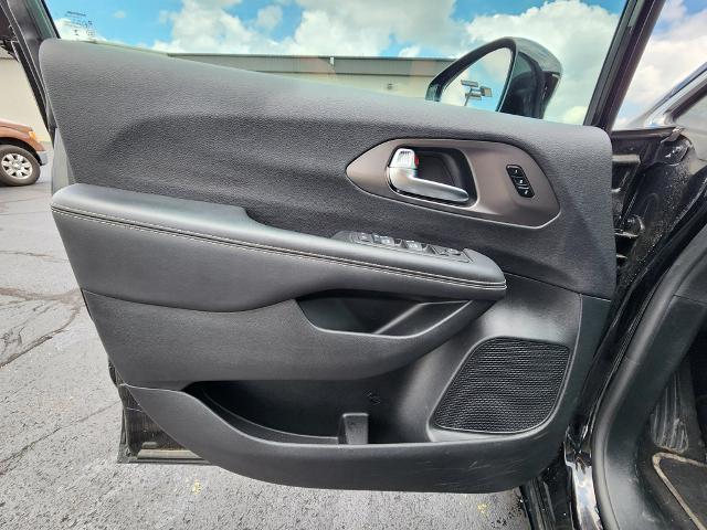 2025 Chrysler Pacifica - $29,246