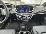 2025 Pacifica Thumbnail 26