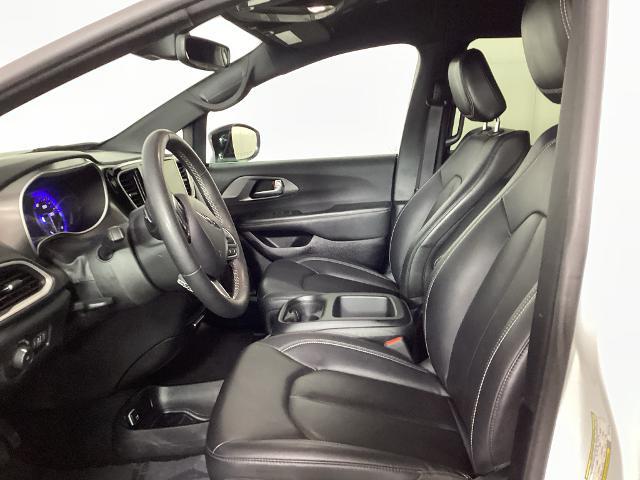 2025 Chrysler Pacifica - $25,995