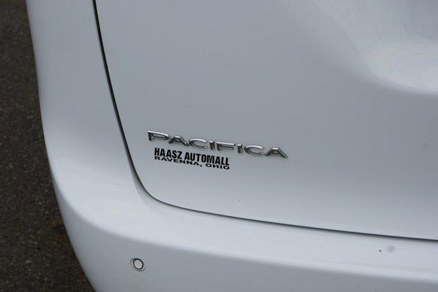 2025 Chrysler Pacifica - $21,300