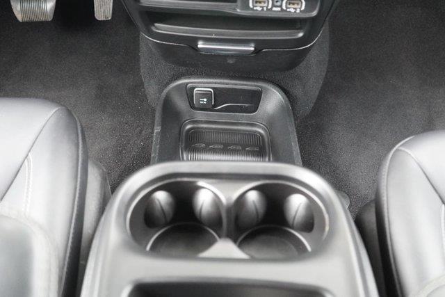 2025 Chrysler Pacifica - $21,300