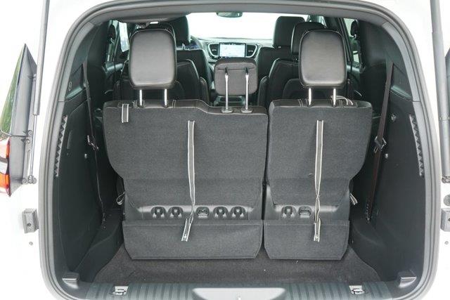 2025 Chrysler Pacifica - $21,300