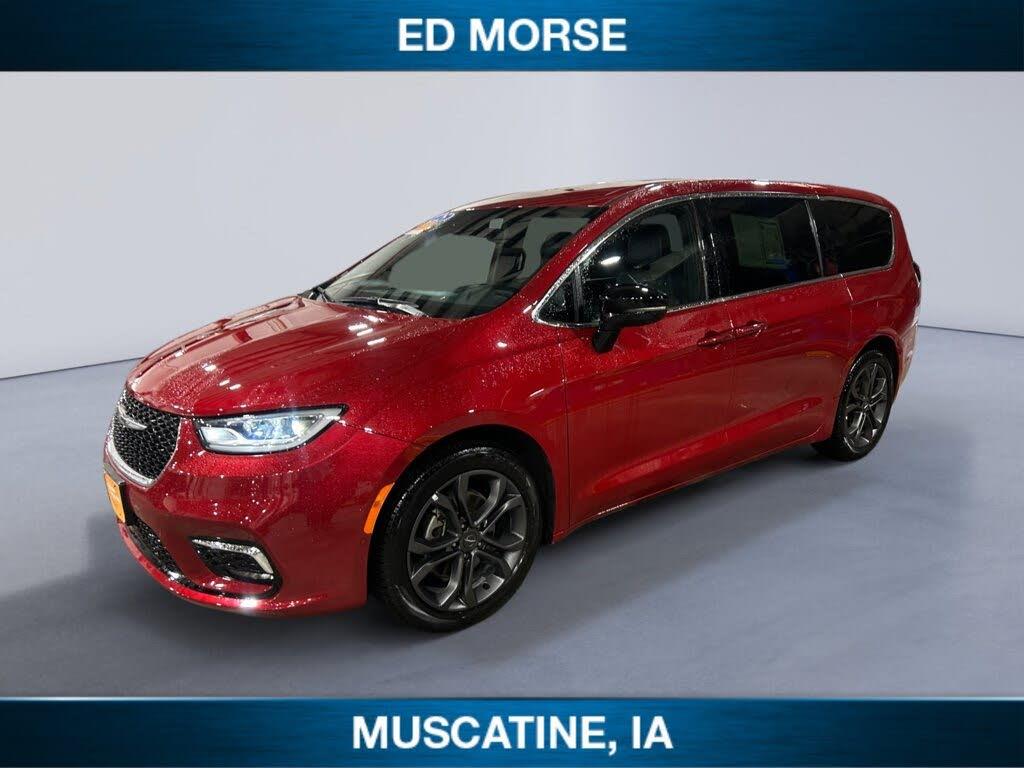 2025 Chrysler Pacifica - $30,313