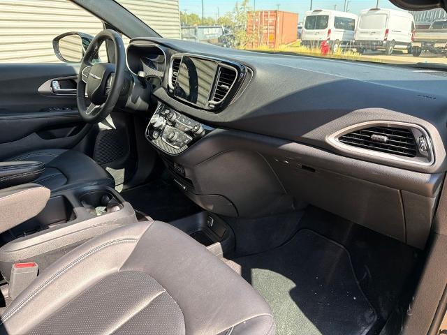 2025 Chrysler Pacifica - $21,804