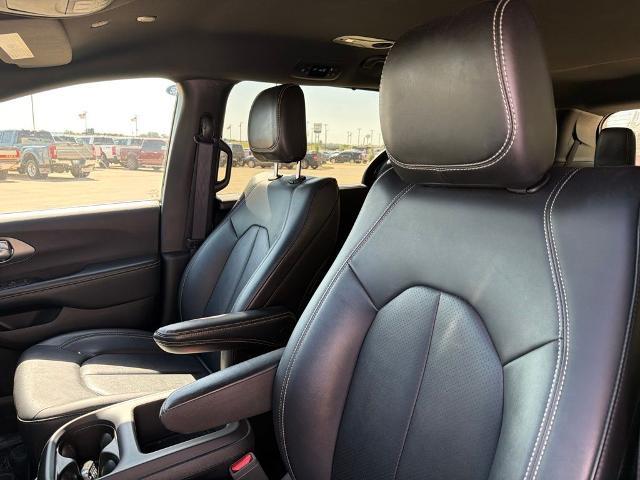 2025 Chrysler Pacifica - $21,804