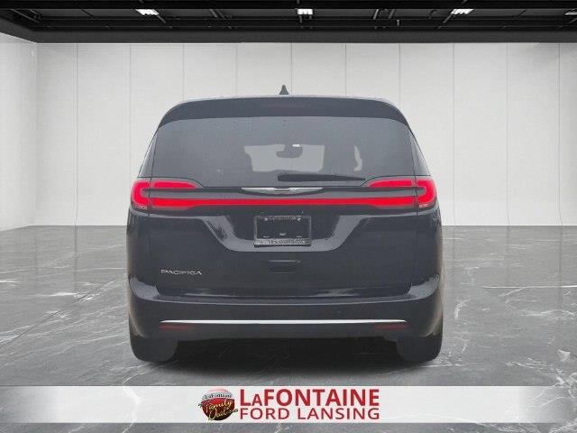 2025 Chrysler Pacifica - $24,000