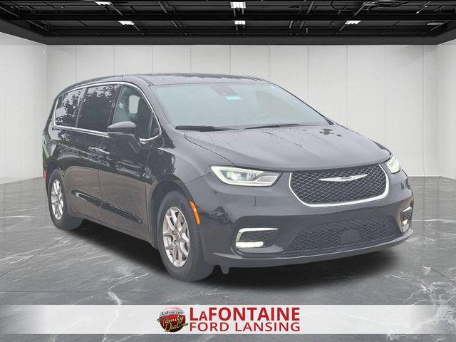 2025 Chrysler Pacifica - $24,000