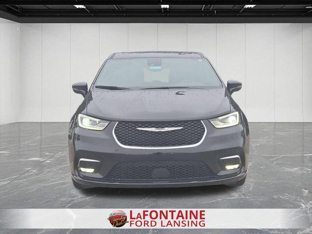 2025 Chrysler Pacifica - $24,000