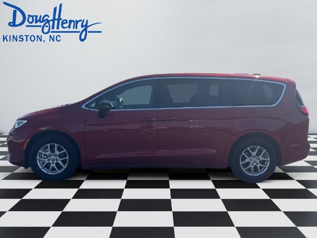 2025 Chrysler Pacifica - $24,954