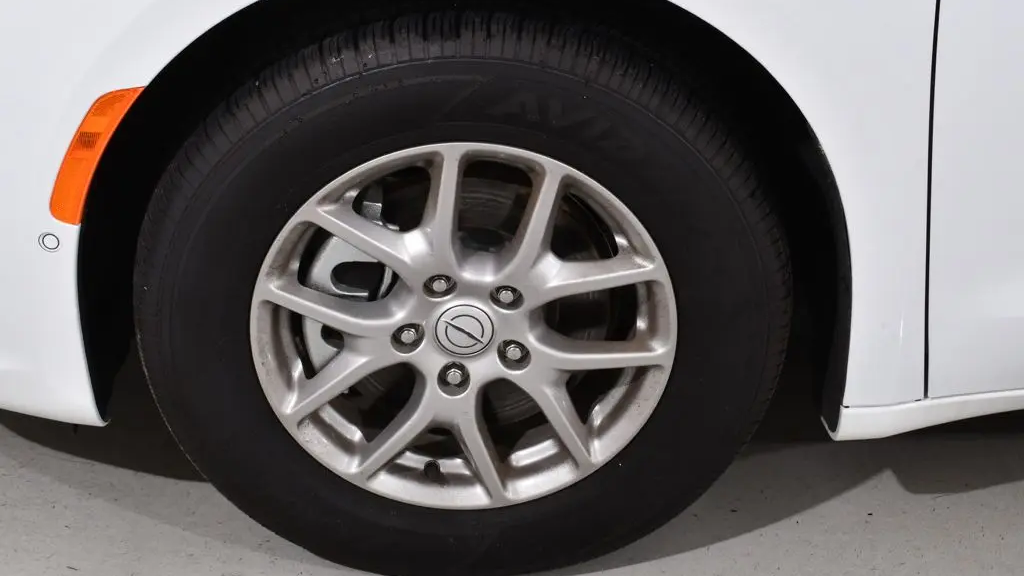 2026 Chrysler Pacifica Select