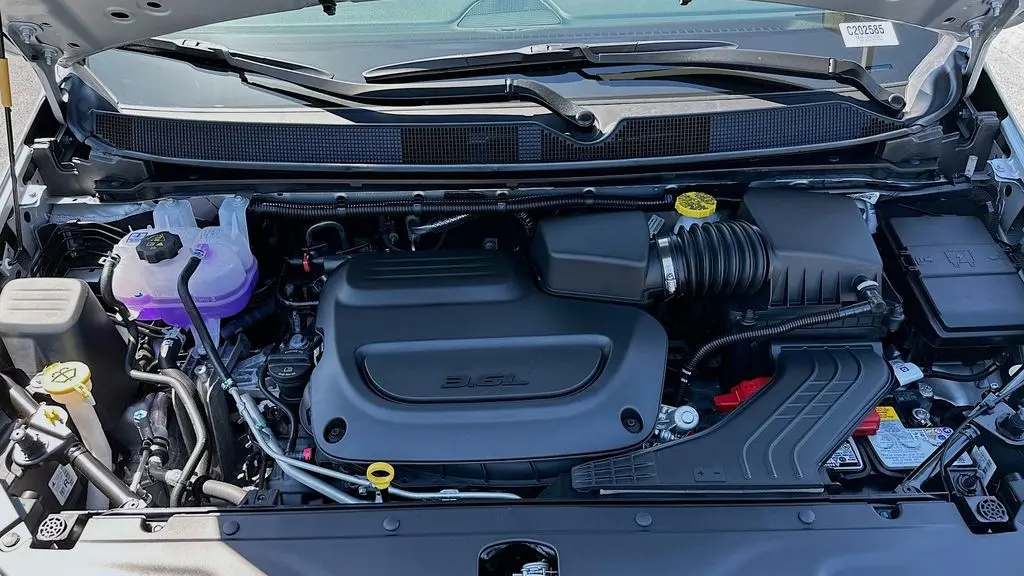 2026 Chrysler Pacifica Select
