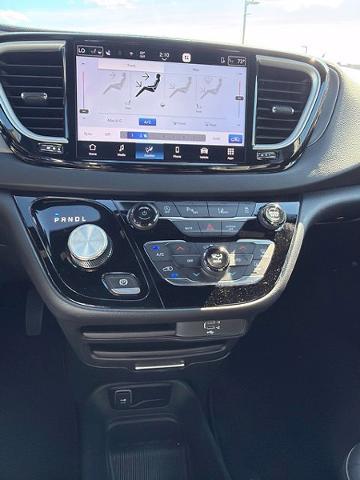 2026 Chrysler Pacifica - $29,904