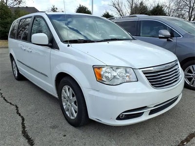 2015 Chrysler Town And Country Touring 4DR Mini-Van