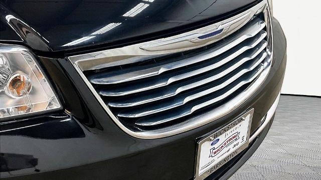 2015 Chrysler Town and Country Touring