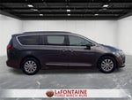 2017 Pacifica Thumbnail 4