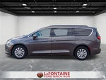 2017 Pacifica Thumbnail 8