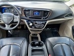 2017 Pacifica Thumbnail 29