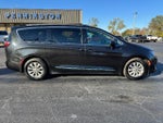 2017 Pacifica Thumbnail 8