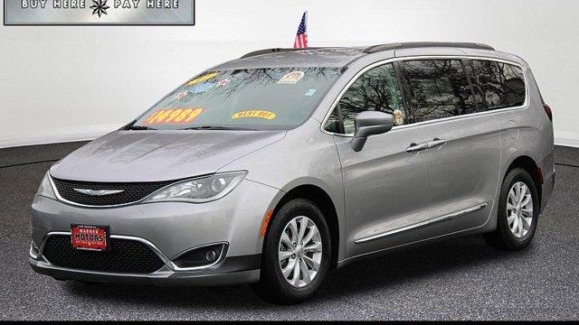 Preowned 2017 Chrysler Pacifica Touring-L for Sale