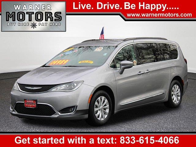 2017 Chrysler Pacifica - $13,989