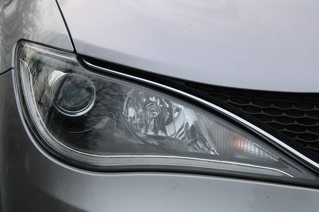 2017 Chrysler Pacifica - $13,989