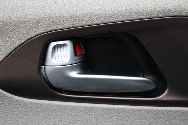 2017 Chrysler Pacifica - $13,989