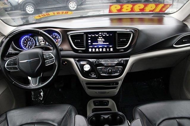 2017 Chrysler Pacifica - $13,989