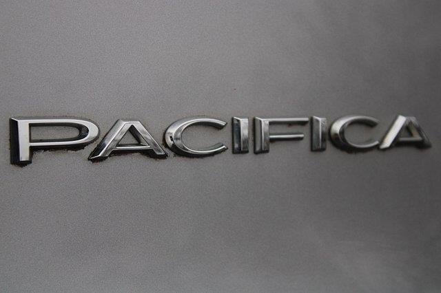 2017 Chrysler Pacifica - $13,989