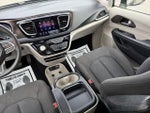 2017 Pacifica Thumbnail 28