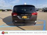 2017 Pacifica Thumbnail 8