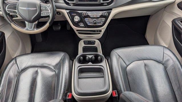 2020 Chrysler Pacifica Touring L