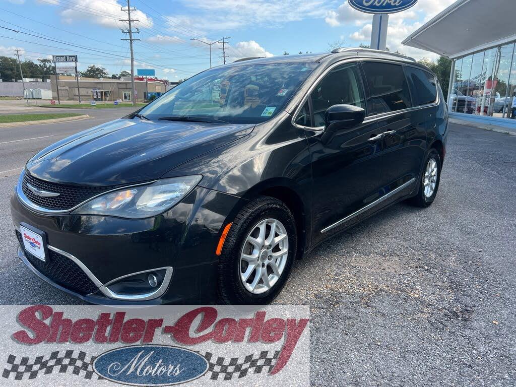 2020 Chrysler Pacifica - $13,590