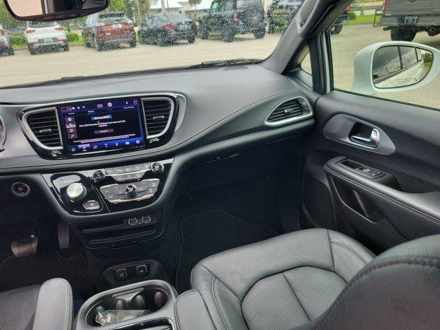 2021 Chrysler Pacifica - $20,789