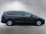 2022 Pacifica Thumbnail 10