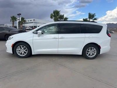 2022 Chrysler Pacifica Touring L 4DR Mini-Van