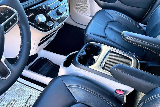 2022 Chrysler Pacifica - $24,078