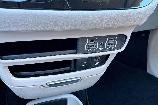 2022 Chrysler Pacifica - $24,078