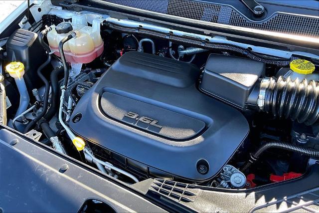 2022 Chrysler Pacifica - $24,078